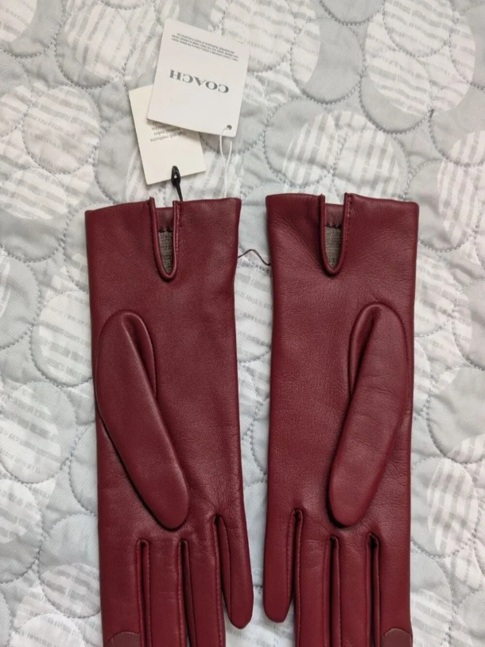 Coach 76310 Horse And Carriage Tech Glove - Red Size 7 NWT